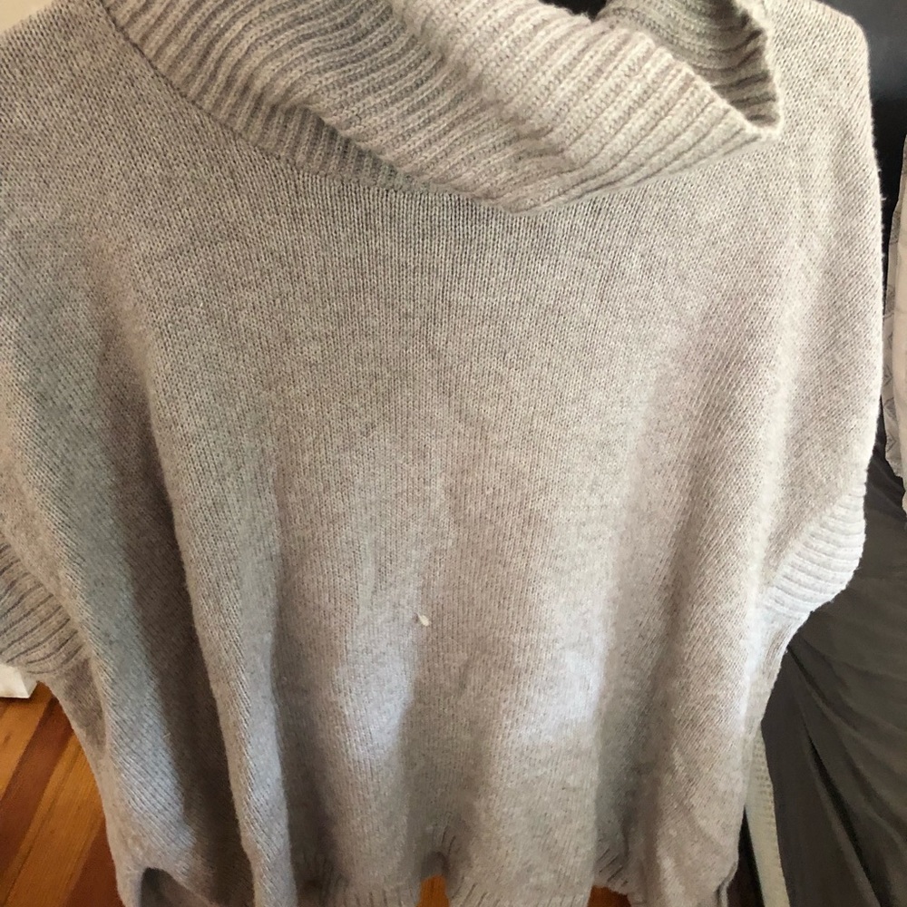 Sweater - Picture 3 of 3